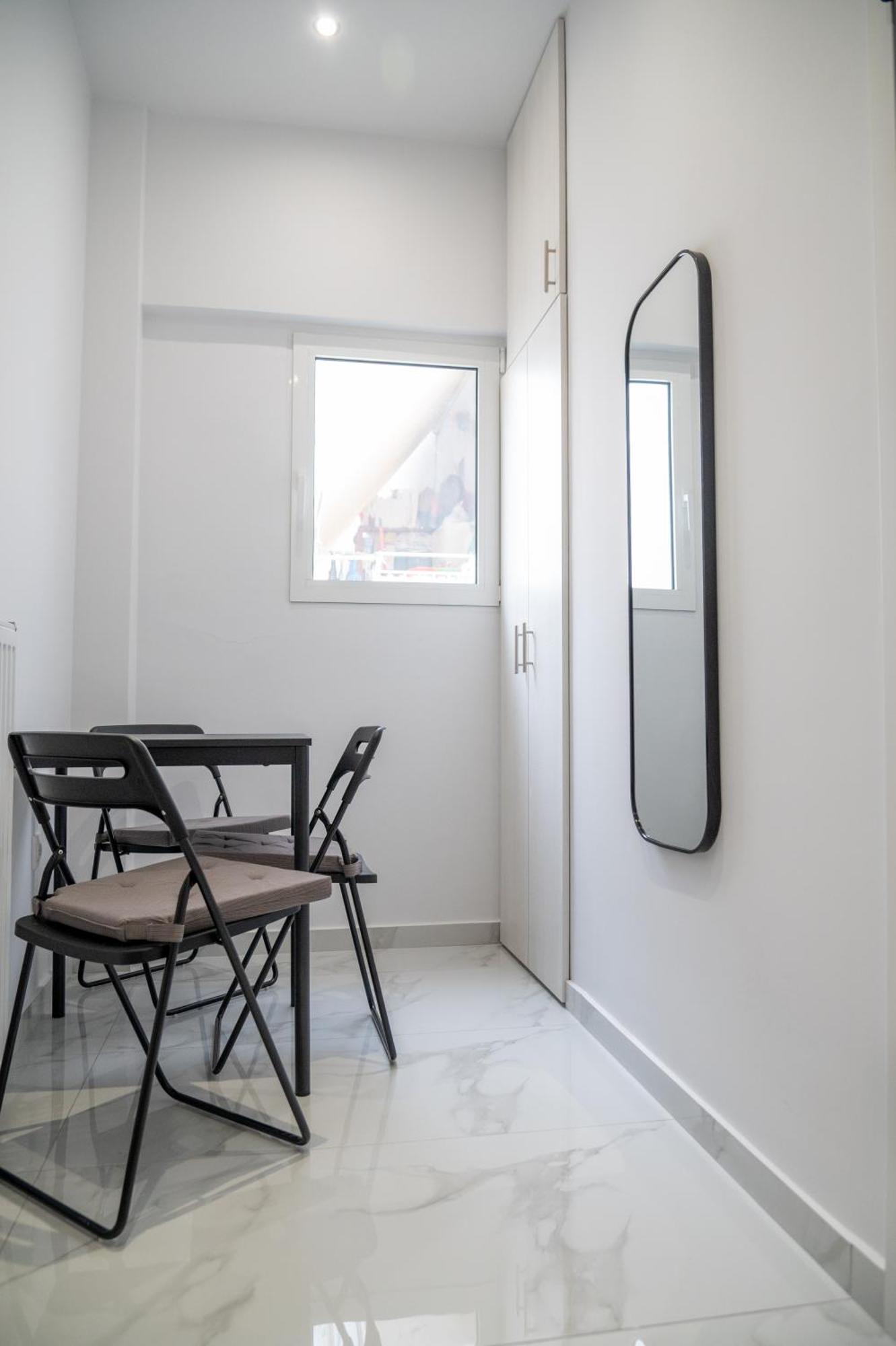 Apartment Near To Acropolis Area